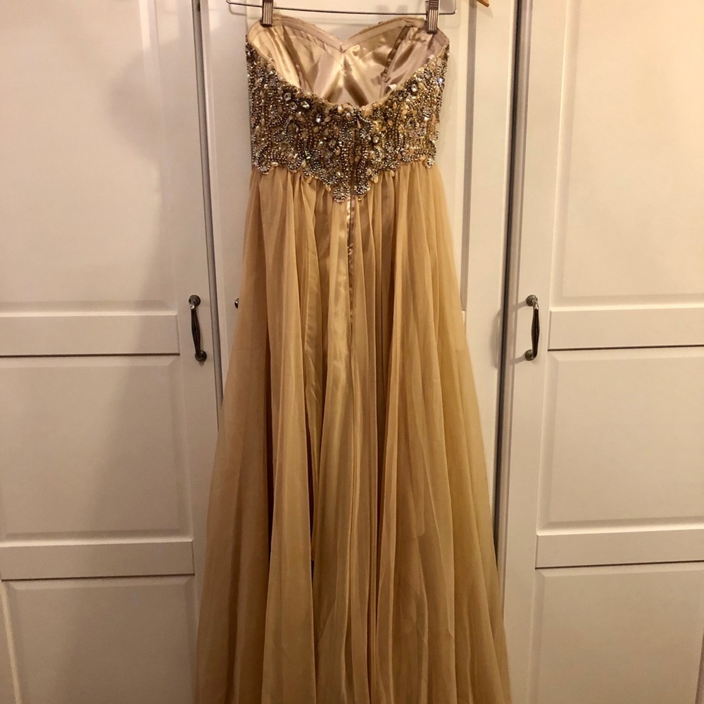 Jovani Prom Dress - Picture 2 of 7
